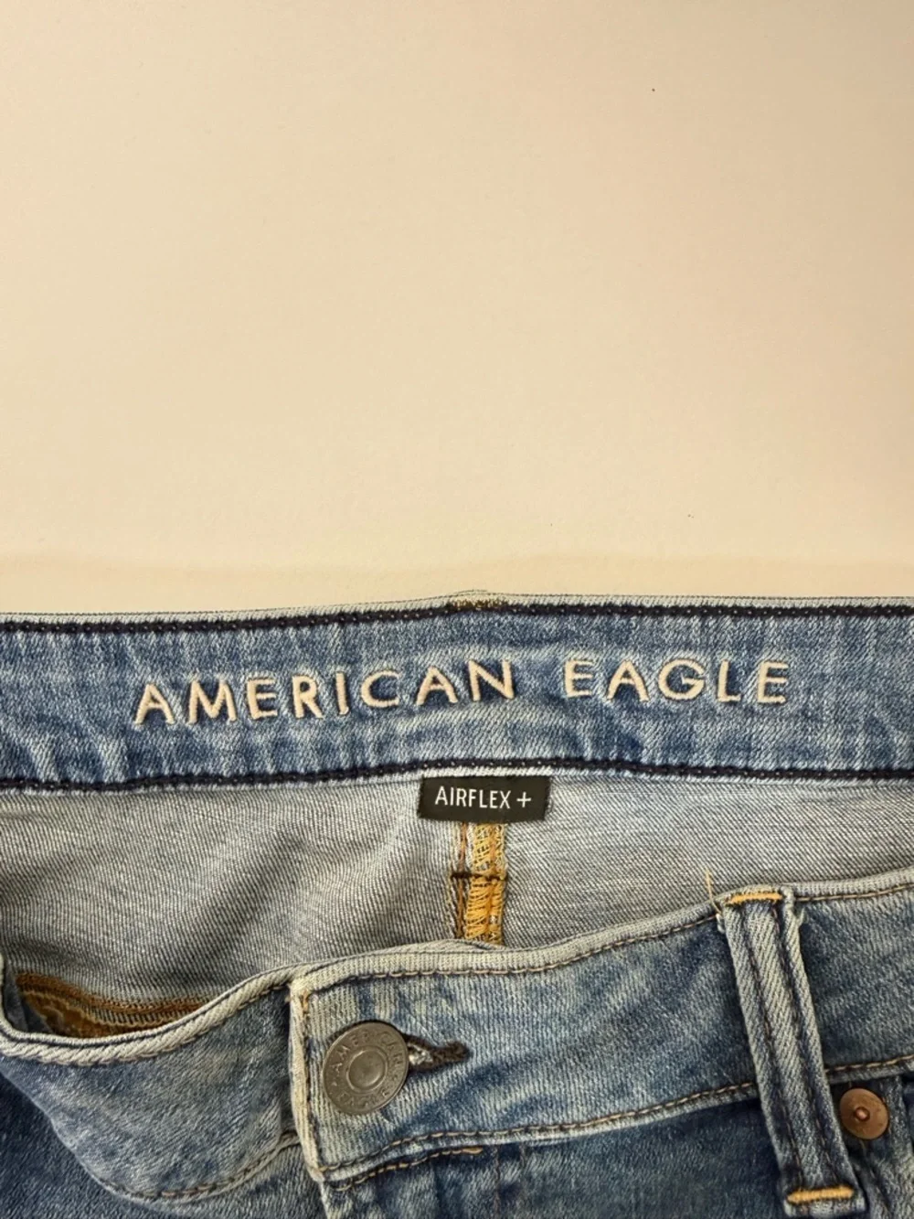 American Eagle Airflex Slim Men’s Jeans Light Wash Denim Waist 38